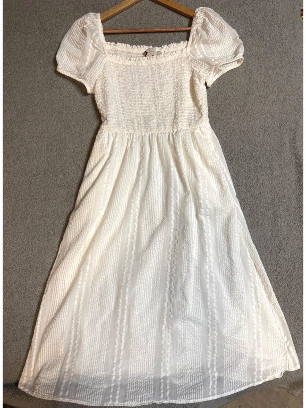 Loft Womens White Dress XS 100% Cotton Midi Smocked Puff Sleeves Textured Lined